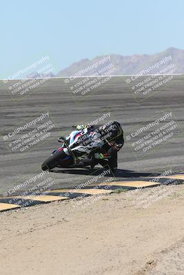 media/Oct-13-2025-Moto Forza (Mon) [[a66d839500]]/4-C Group/Session 2 (Bowl)/